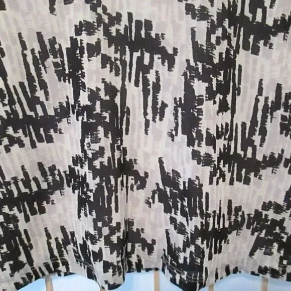 Ann Taylor Geometric Print Black White Blouse Sz M - Picture 3 of 6